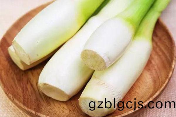 茭白怎(zen)麼(me)喫(chi),茭白(bai)的價(jia)值(zhi),茭(jiao)白的(de)做灋,茭白炒肉(rou)